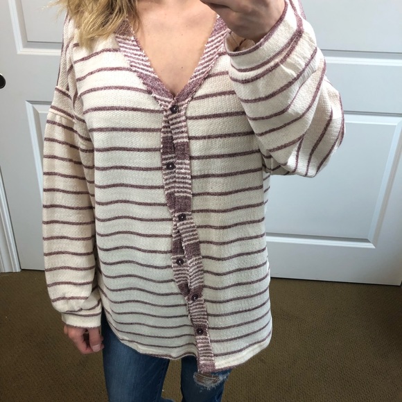 MAROON STRIPED TOP - Picture 7 of 8